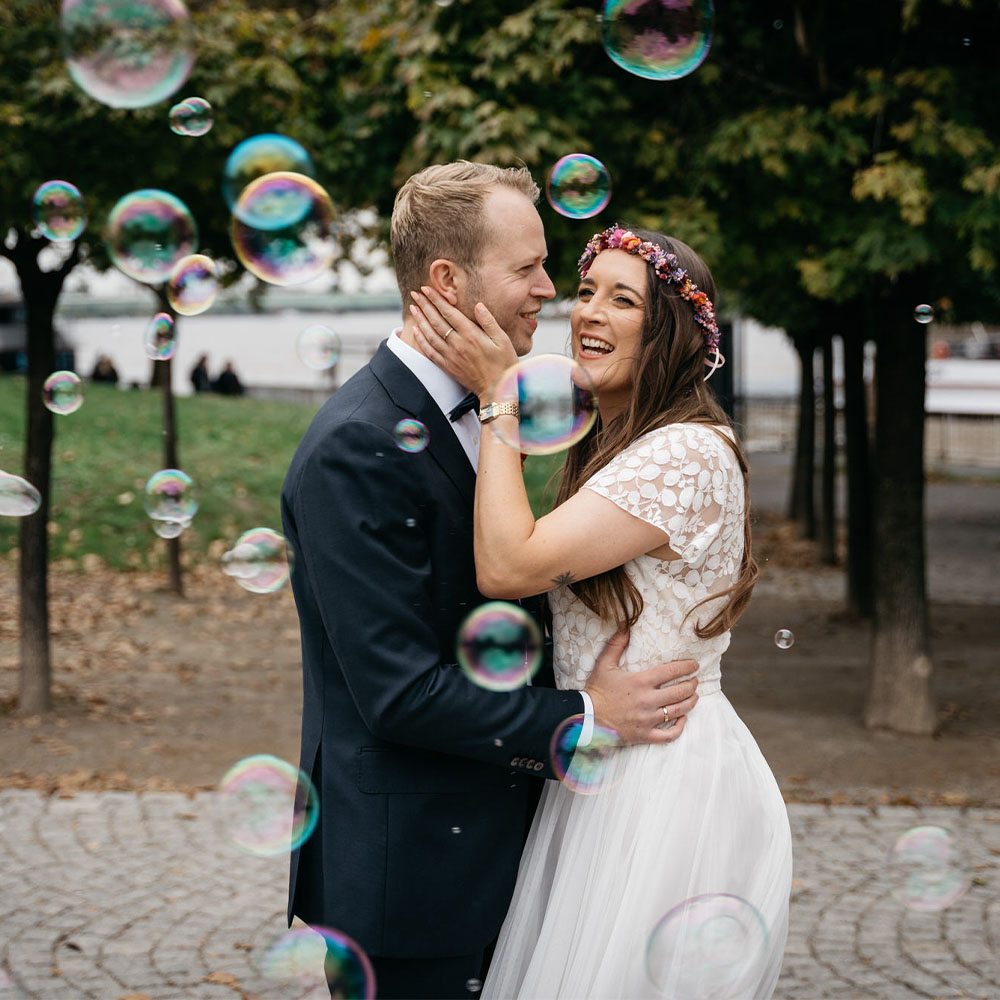 Kamera mit Herz // Hochzeitsfotograf Köln, Bonn & NRW 18 Heiraten in Köln mit Paarshooting in der Altstadt