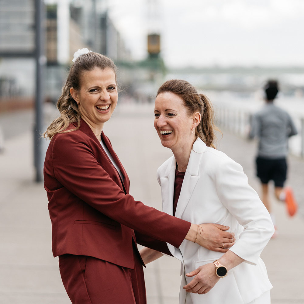 Kamera mit Herz // Hochzeitsfotograf Köln, Bonn & NRW 22 LGBTQ Hochzeit Köln Fotos